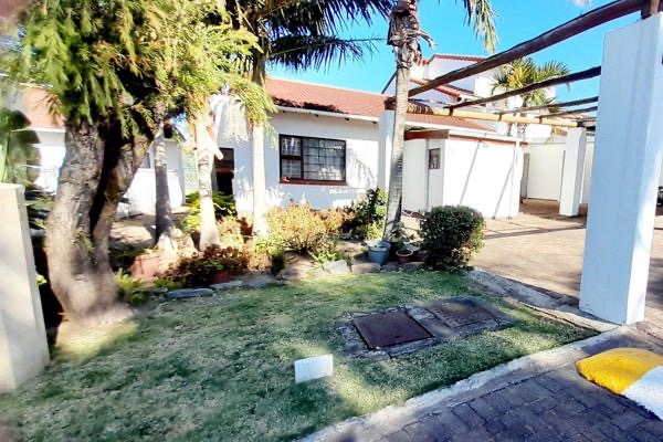 3 Bedroom Property for Sale in Beacon Bay Eastern Cape